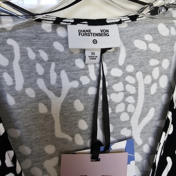 Long Sleeve Midi Sea Spots Wrap Dress Diane Von Furstenberg | BLACK & WHITE | XS - Picture 7 of 10